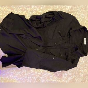 Black button up shirt size L